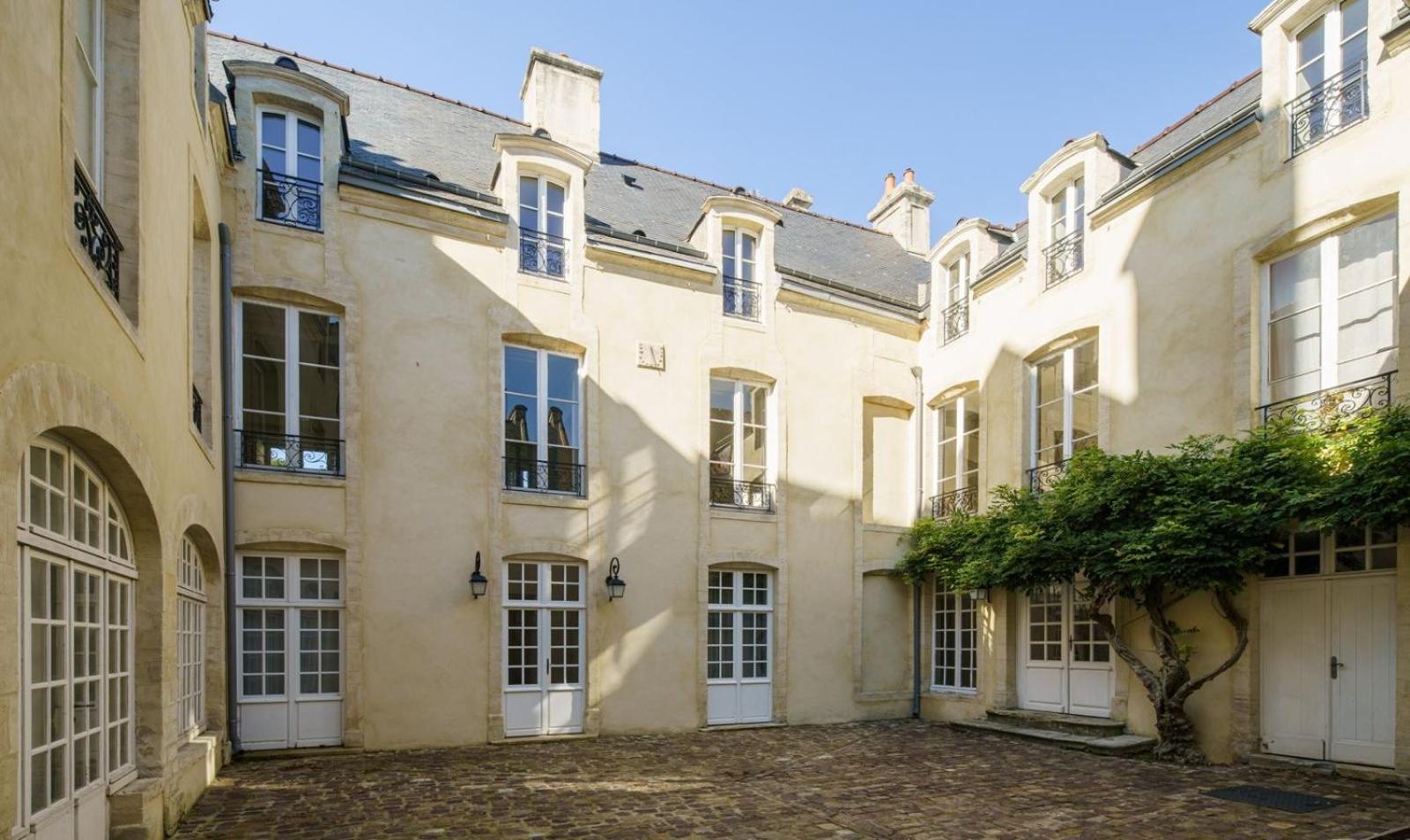 Bayeux, Normandy, Private Mansion, 17Th-18Th Century, In The City Екстер'єр фото